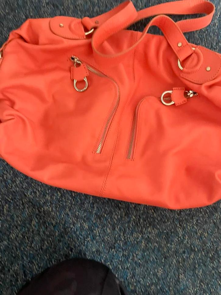 Ted Baker leren tas., Sieraden, Tassen en Uiterlijk, Tassen | Damestassen, Zo goed als nieuw, Wit, Ophalen