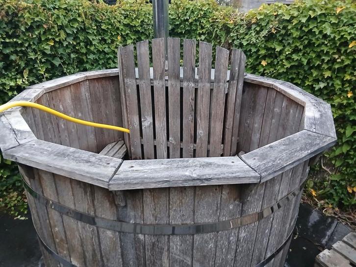 Houten Hottub met Kachel, Tuin en Terras, Bubbelbaden en Hottubs, Gebruikt, Vast, Ophalen