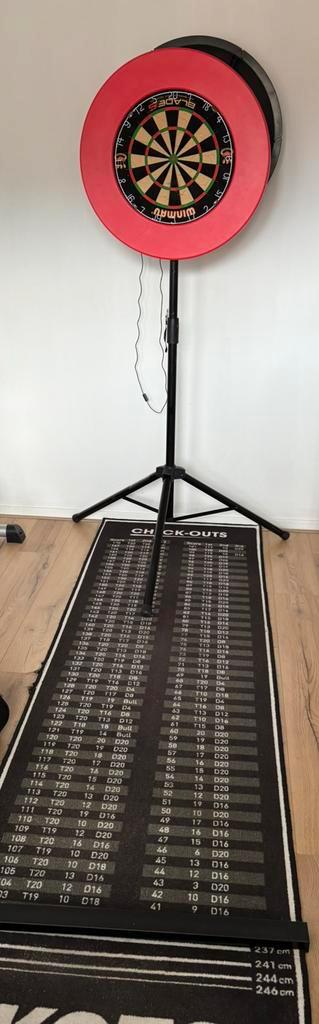 Darts set standaard met blade 5 en dartmat, Sport en Fitness, Darts, Zo goed als nieuw, Dartbord, Ophalen
