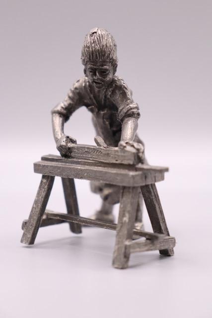 Tinnen beeldje van een ambachtsman, Antiek en Kunst, Kunst | Beelden en Houtsnijwerken, Ophalen of Verzenden