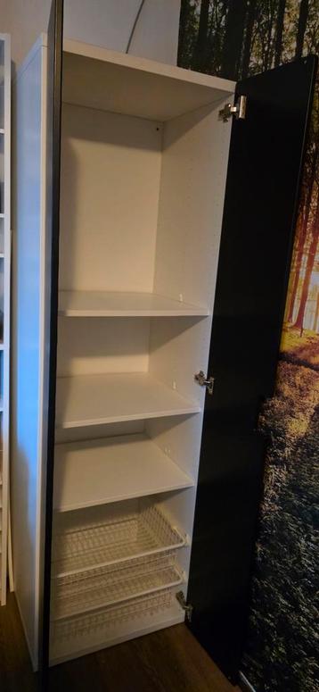 Ikea Besta kast 193x50x60 met planken en manden