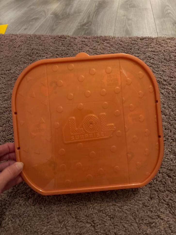 L.O.L. Surprise koffer Color change surprise Bubbly, Kinderen en Baby's, Speelgoed | Poppen, Zo goed als nieuw, Overige typen