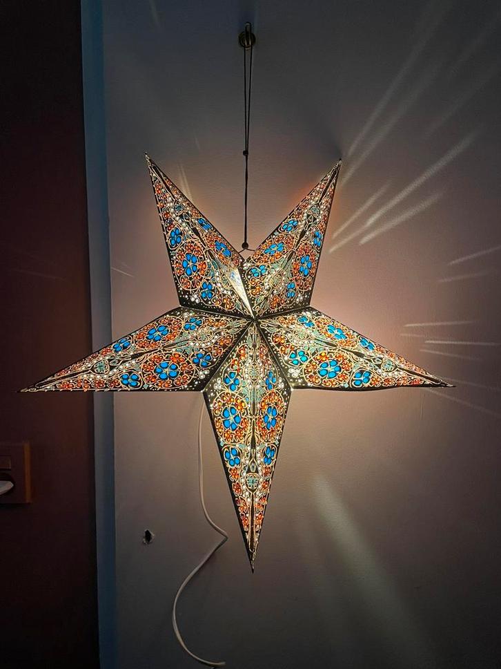 2 Kerststerren met verlichting, Diversen, Kerst, Zo goed als nieuw, Ophalen of Verzenden