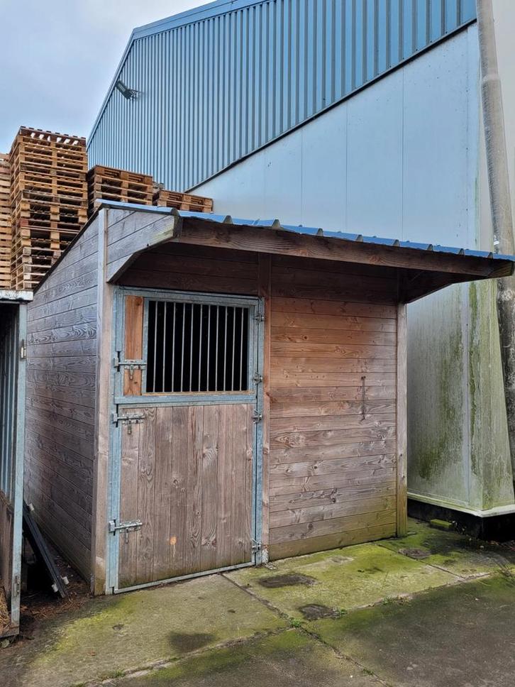 Degelijke houten buitenstal 3x3, Dieren en Toebehoren, Stalling en Weidegang, Stalling, Toebehoren, 1 paard of pony