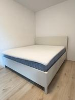 Ikea bed frame and mattress, Ophalen, Wit, Tweepersoons, Zo goed als nieuw