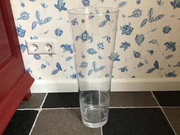 Grote glazen vaas - Houten beschikbaar voor biedingen