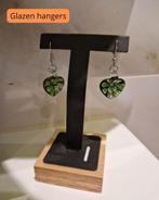 Glazen hangers/oorbellen met zilveren haakjes, Hangers, Nieuw, Ophalen of Verzenden, Groen