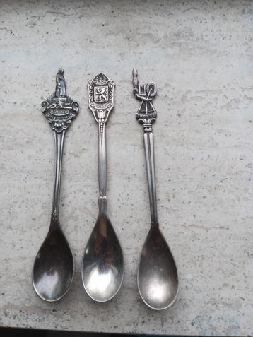 Theelepels, 2 stuks, Putten en Zuid-Holland beschikbaar voor biedingen