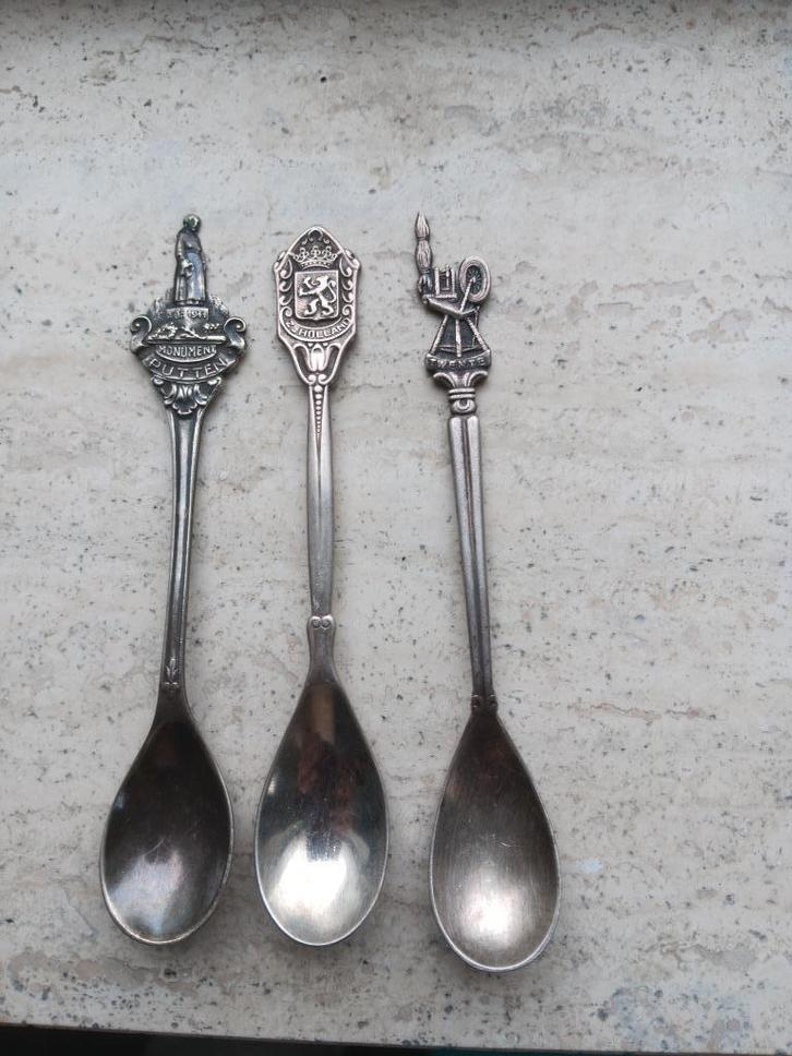 Theelepels, 2 stuks, Putten en Zuid-Holland, Huis en Inrichting, Keuken | Bestek, Gebruikt, Los bestek, Zilver, Ophalen of Verzenden