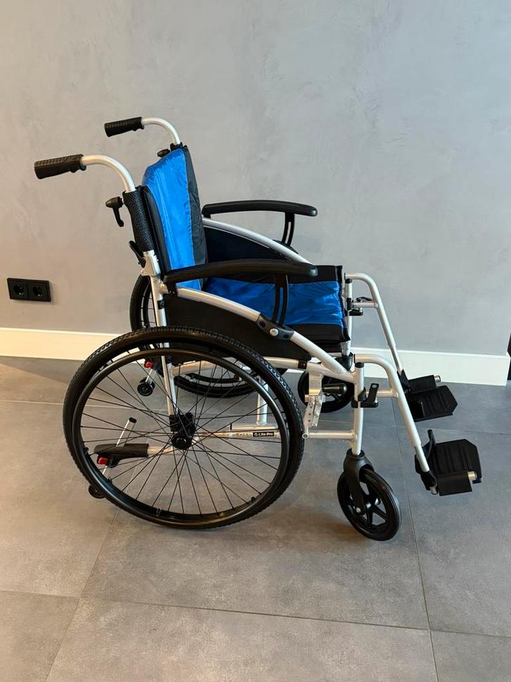Lichtgewicht rolstoel, Diversen, Rolstoelen, Nieuw, Duwrolstoel, Inklapbaar, Ophalen