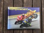 Kampioenen! (motorwegrace, o.a. Valentino Rossi), Ophalen of Verzenden, Zo goed als nieuw