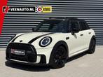 MINI Mini 1.5 Cooper John Cooper Works (bj 2022, automaat), 136 pk, Gebruikt, Zwart, Wit