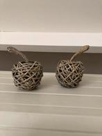 2 decoratie appels riet rotan nieuwstaat!!, Ophalen of Verzenden, Zo goed als nieuw