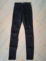 Zwarte Jeans van NA-KD Maat 34, Kleding | Dames, Spijkerbroeken en Jeans, Gedragen, NA-KD, Ophalen of Verzenden, W27 (confectie 34) of kleiner