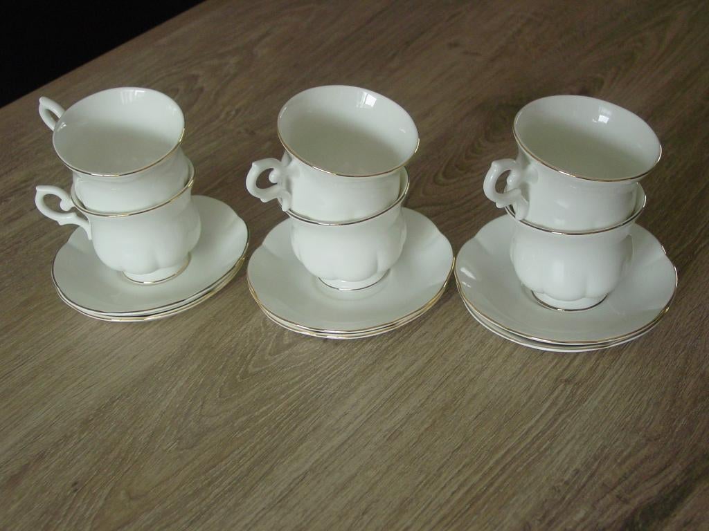 6 witte kop en schotels Royal Canterbury, Ophalen of Verzenden, Zo goed als nieuw, Overige stijlen, Kop(pen) en/of Schotel(s)