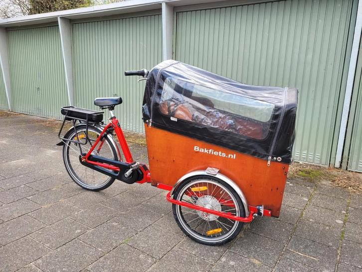 6 persoons elektrische bakfiets met huif, Fietsen en Brommers, Fietsen | Bakfietsen, Gebruikt, Overige merken, 4 kinderen of meer