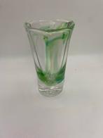 Glazen vaasje met groen design, Antiek en Kunst, Antiek | Glas en Kristal, Ophalen of Verzenden