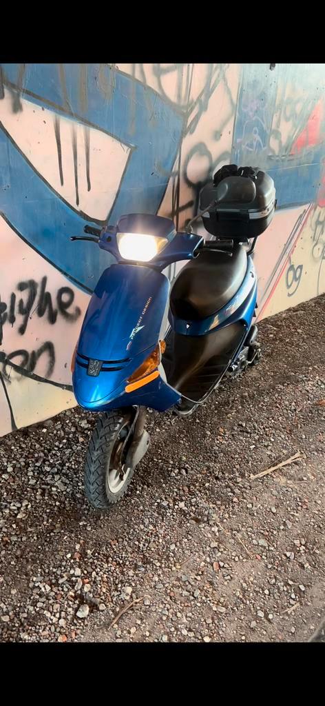 Peugeot zenith 70cc, Fietsen en Brommers, Scooters | Peugeot, Gebruikt, Overige modellen, Maximaal 45 km/u, Tweetakt, Ophalen