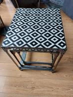 TAFELTJES 3 DELIG SET, Ophalen, Rond, Hout, Minder dan 55 cm