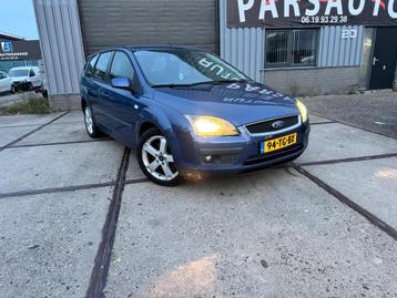 Ford Focus Wagon 2.0-16V Rally Edition Airco/PDC/ beschikbaar voor biedingen