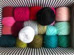 Restjes wol/ garen roze en groen, Verzenden, Gebruikt, Breien of Haken, Wol of Garen