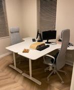 IKEA hoekbureau Bekant. Inclusief bureaustoel, Huis en Inrichting, Bureaus, Ophalen, Zo goed als nieuw, Bureau