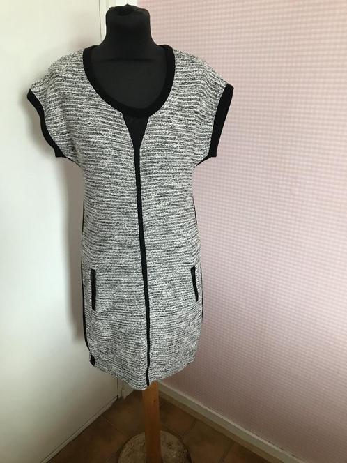 zwart/wit jurkje (Eksept) XS, Kleding | Dames, Jurken, Gedragen, Maat 34 (XS) of kleiner, Overige kleuren, Boven de knie, Ophalen of Verzenden