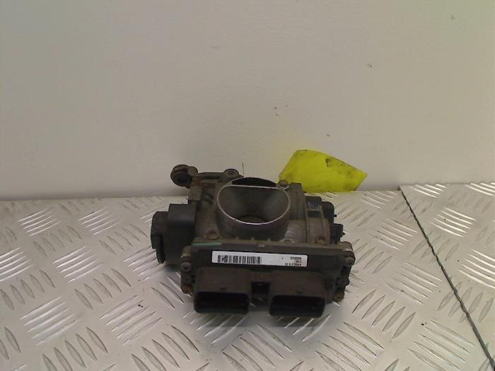 Gasklephuis van een Fiat Punto, Auto-onderdelen, Motor en Toebehoren, Fiat, Gebruikt, 3 maanden garantie, Ophalen of Verzenden