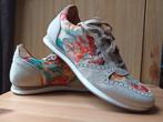 Mooie sneakers maat 40 leer
Nieuw!, Ophalen of Verzenden, Nieuw, Sneakers of Gympen