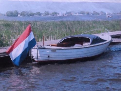 Polar 22 Polyester overnaadse sloep uit 1975, Watersport en Boten, Sloepen, Gebruikt, 10 tot 30 pk, 6 meter of meer, Buitenboordmotor