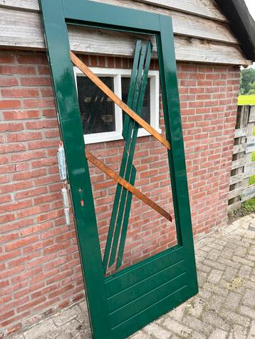 Nieuwe hardhouten buitendeur donkergroen beschikbaar voor biedingen