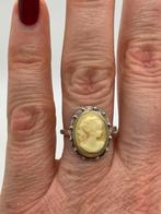 C210 Prachtige zilveren camee ring maat 18, Ophalen of Verzenden, Zilver, Ring