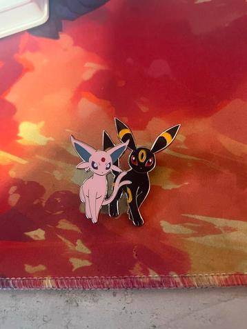 Pokemon Espeon & Umbreon Speldje/Pin beschikbaar voor biedingen