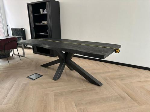 Industriële Eettafel - Massief Hout & Metaal, Huis en Inrichting, Tafels | Eettafels, Zo goed als nieuw, 50 tot 100 cm, 200 cm of meer