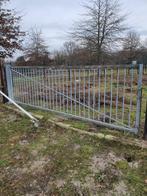 Grote ijzeren poort, Ophalen, IJzer, Sierhekwerk