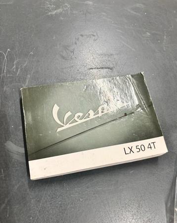Piaggio Vespa LX handleiding / boekjes origineel beschikbaar voor biedingen