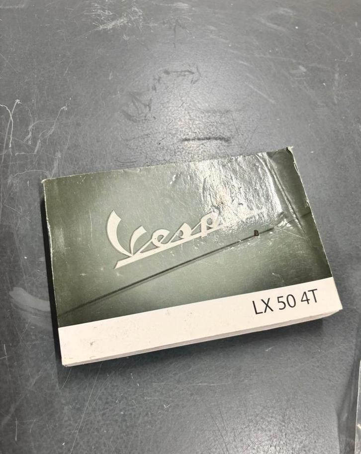 Piaggio Vespa LX handleiding / boekjes origineel, Motoren, Tuning en Styling, Ophalen of Verzenden