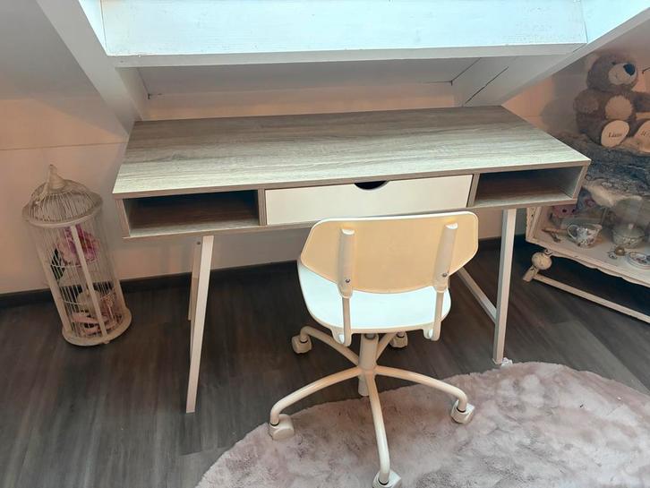 Bureautafel met Stoel - Perfect voor Thuiswerk!, Huis en Inrichting, Bureaus, Gebruikt, Bureau, Ophalen