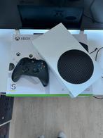 Xbox series S in doos met alle bekabeling, Spelcomputers en Games, Spelcomputers | Xbox Series X en S, Ophalen of Verzenden, Zo goed als nieuw