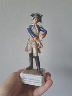 Soldaat de la garde 1757 van porselein Goebel 6x9x20cm, Verzamelen, Ophalen of Verzenden, Zo goed als nieuw, Mens