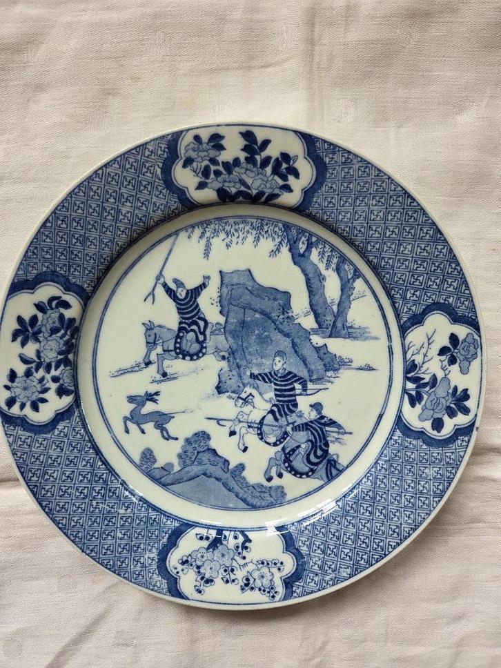 Delftsblauw wandbord Chinees jachttafereel met ruiters&hert, Antiek en Kunst, Antiek | Wandborden en Tegels, Ophalen of Verzenden