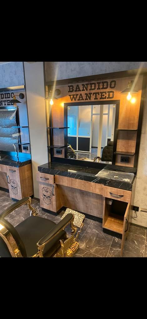 3x Barber Spiegels/Kaptafels, bank en balie. Inboedel barber, Huis en Inrichting, Complete inboedels, Ophalen