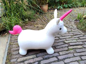 gratis ophalen, springdier beschikbaar voor biedingen