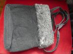 zwart / grijze stoffen met bontafzetting handtas, Street Col, Ophalen of Verzenden, Zo goed als nieuw, Zwart, Handtas