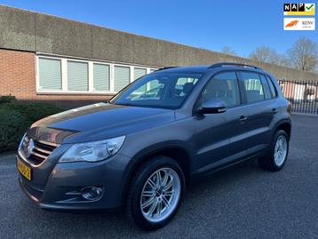 Volkswagen Tiguan 1.4 TSI Comfort&Design Trekhaak Navi Boekj beschikbaar voor biedingen