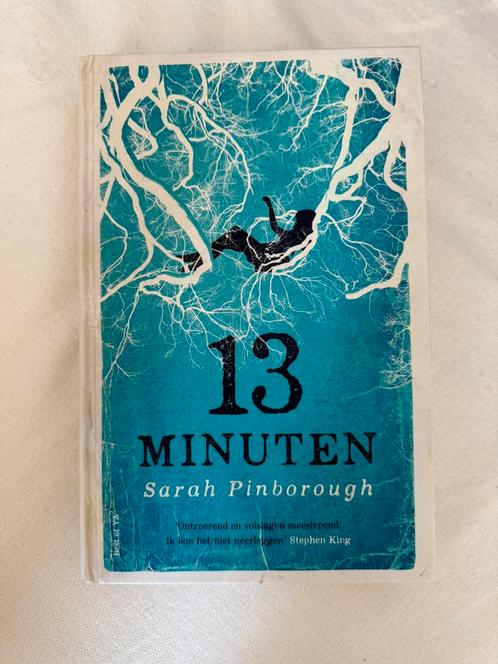 Sarah Pinborough - 13 minuten, Boeken, Kinderboeken | Jeugd | 13 jaar en ouder, Zo goed als nieuw, Ophalen of Verzenden