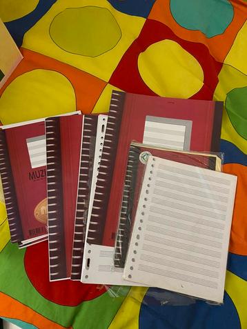 Muzieknoten papier beschikbaar voor biedingen