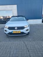 Volkswagen T- roc ,2017,carplay, apk tot 27-12-2024, Te koop, Grijs, T-Roc, Benzine