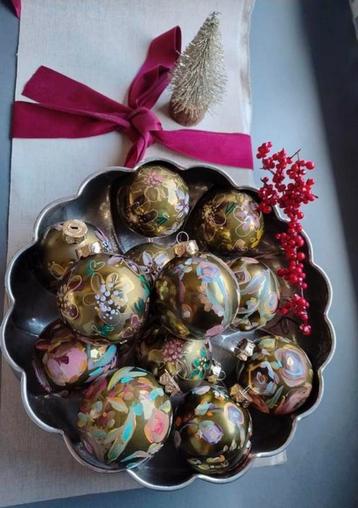 Kerst baubles ~ handgeschilderd ~ kleintjes kunst ~ atelier beschikbaar voor biedingen