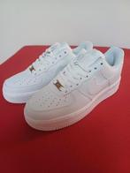 Air Force 1.  Maat: 36., Wit, Nieuw, Ophalen of Verzenden, Sneakers of Gympen
